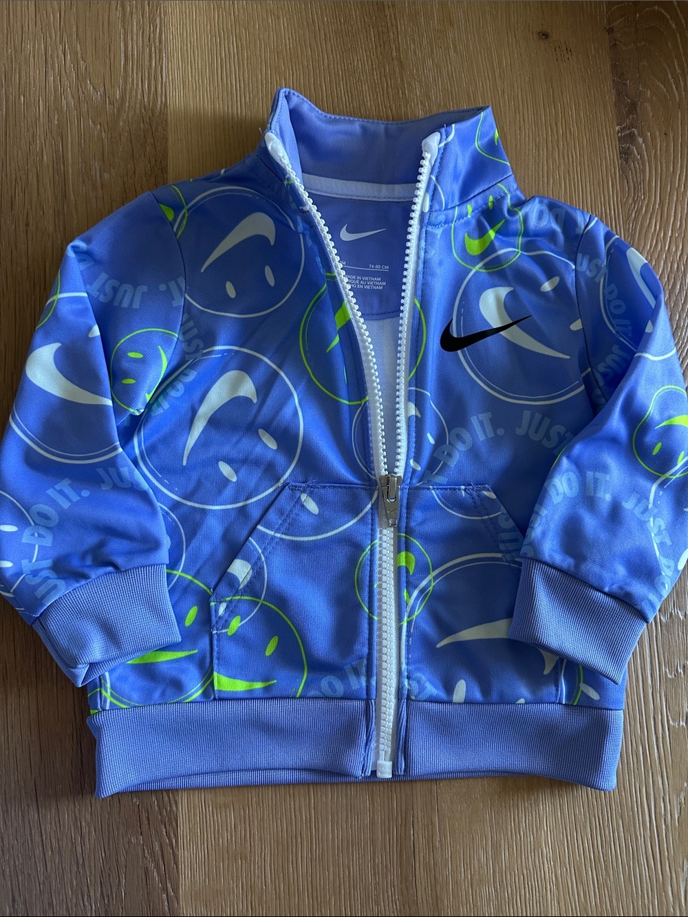 Baby Girl Nike Sweatsuit NEW! 12 month - Picture 4 of 5